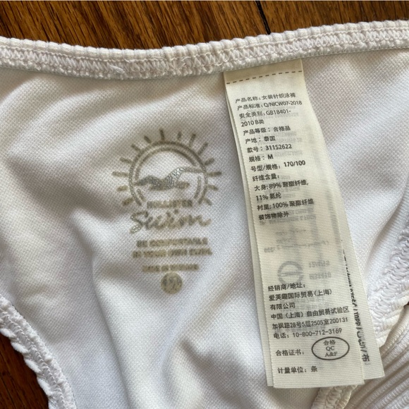 Hollister White Ribbed Ruffle Bikini - Picture 5 of 5